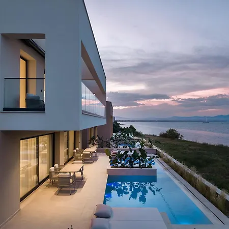 Aeolia Residences Villa