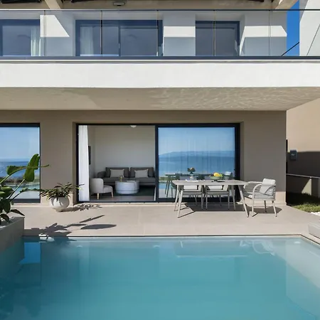 Villa Aeolia Residences